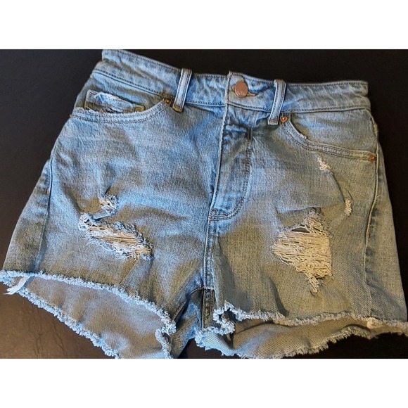 BKE Pants - Women's BKE Billie Denim Jean Shorts, 3 in inseam Size 24